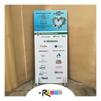 Rollup informativo autoportante